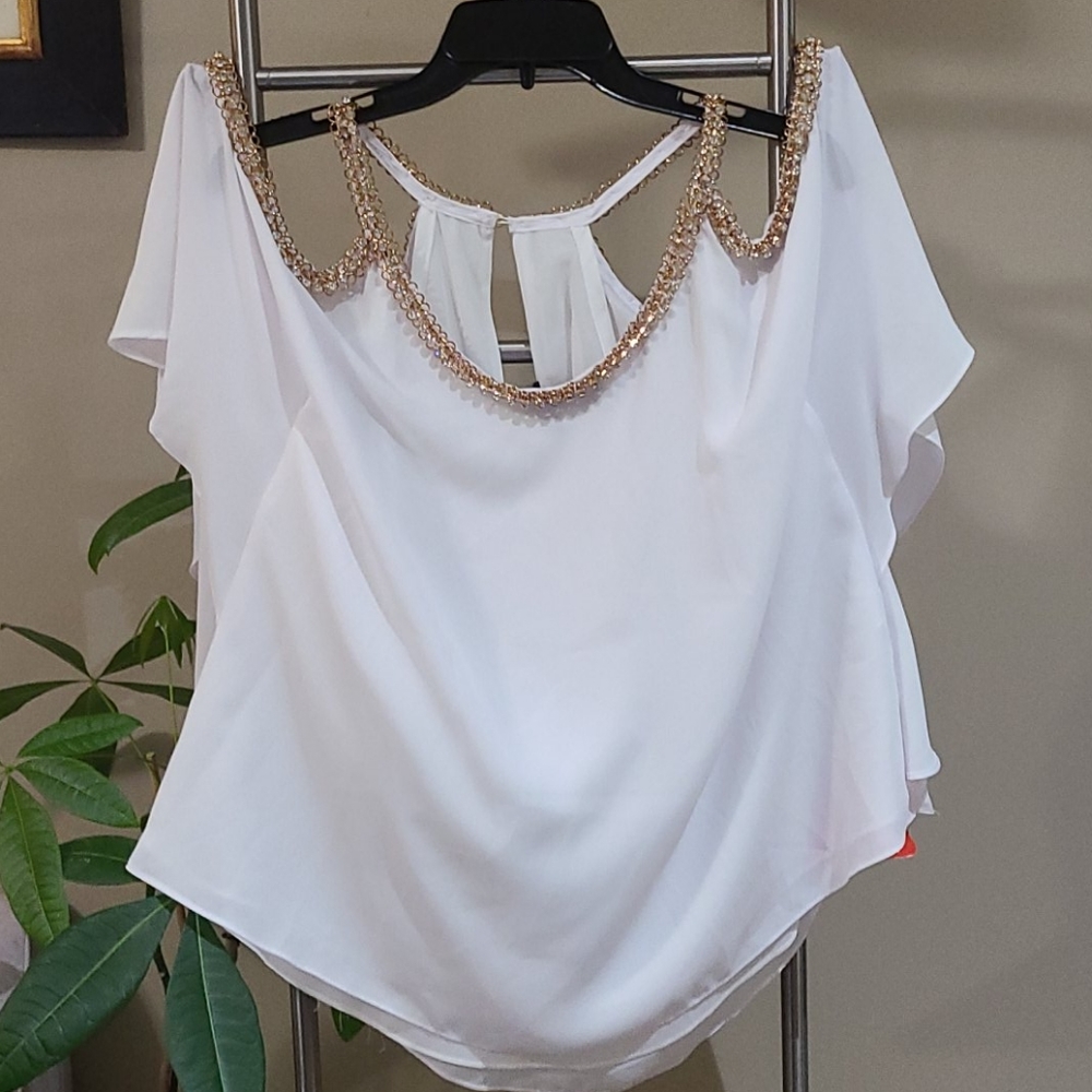 Forever Unique white blouse size small